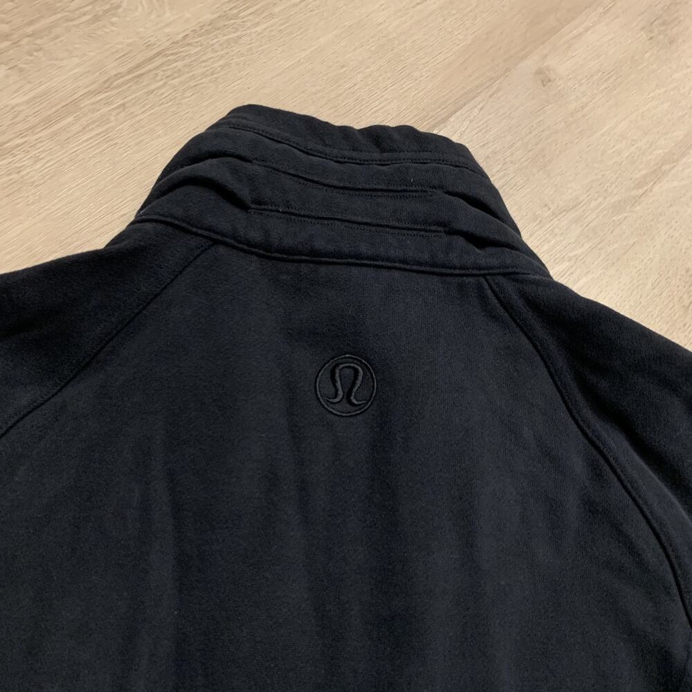 Lululemon Radiant II Jacket Women's 10 Black Full Zip High Neck Activewear - Picture 7 of 8